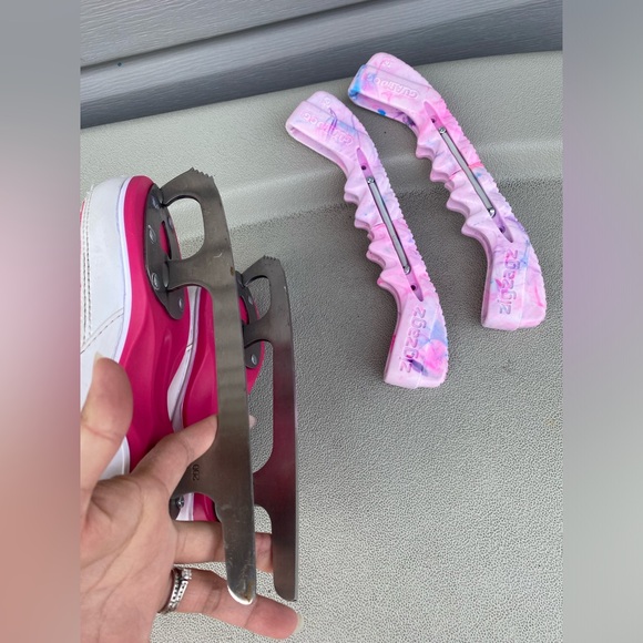 VIC Frost Recreational Ice Skates, Junior/Girls, White/Pink, Size Y13 - Picture 8 of 10